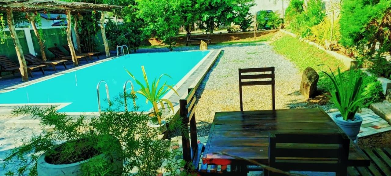 Lily Resort Удавалаве Экстерьер фото