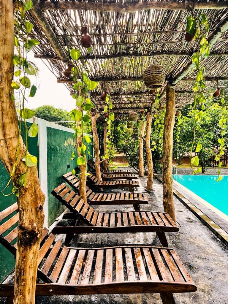 Lily Resort Удавалаве Экстерьер фото